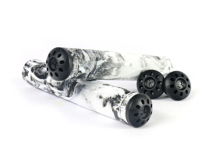1683-root-industries-r2-grips-white-black-pair-1.webp Root Industries R2 Grips - White/Black (Pair)