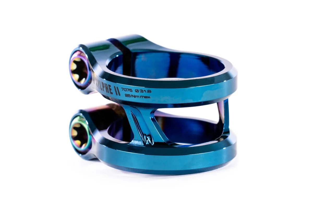 5647-ethic-dtc-sylphe-v2-clamp-34.9mm-chrome-blue-1.webp Ethic DTC Sylphe V2 Clamp 34.9mm - Chrome Blue